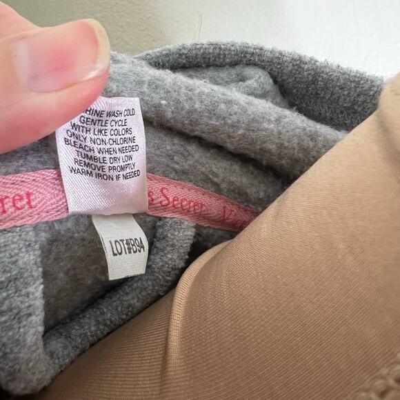 Y2K Victoria's Secret Hooded Robe XS/SM Gray Contrasting Trim Belted House Coat - Picture 8 of 10